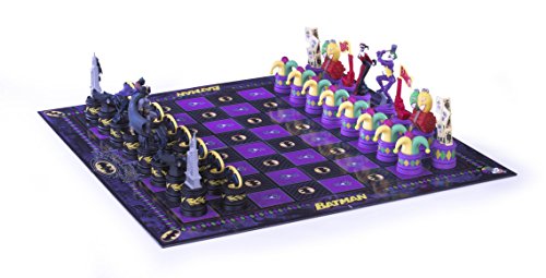 The Noble Collection Batman Chess Set - DC Comics Official Vinyl Chess Set for Collectors and Fans