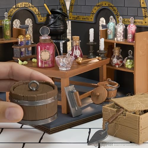 MGA's Miniverse Make It Mini Harry Potter - Potions Class Mini Collectibles Set (531166)