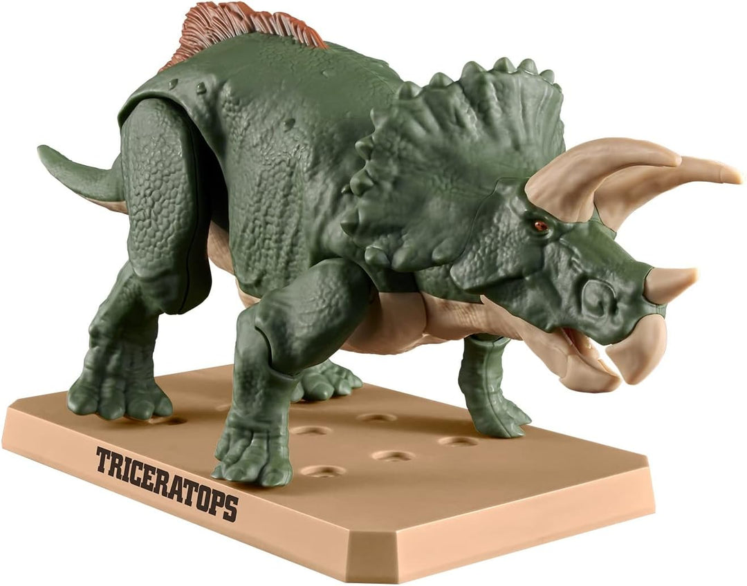 Bandai Dinosaur Plastic Triceratops Model Kit - Green, 29.72 x 6.6 x 18.8 cm, 250 g