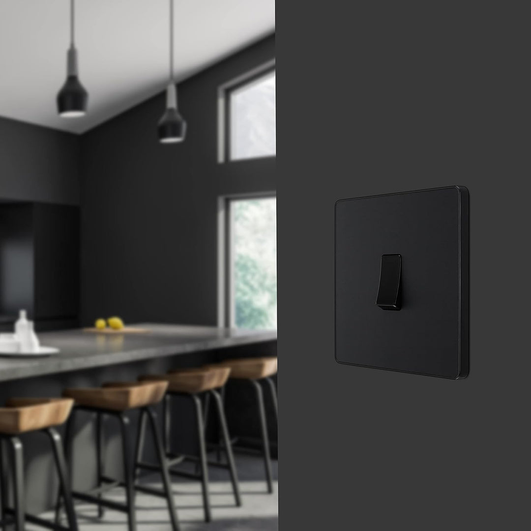 BG Electrical Evolve Single Light Switch, 20A, 2 Way, Matt Black - Stylish Modern Design, Screwless Front Plate, Easy Installation, BS60669-1 Compliant