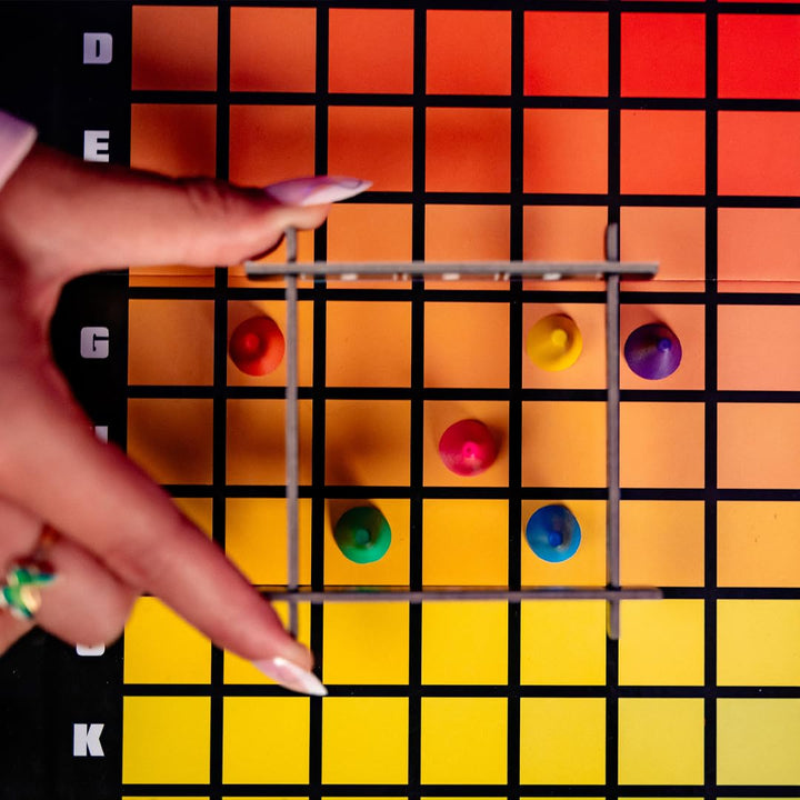 USAopoly Hues and Cues Guessing Board Game