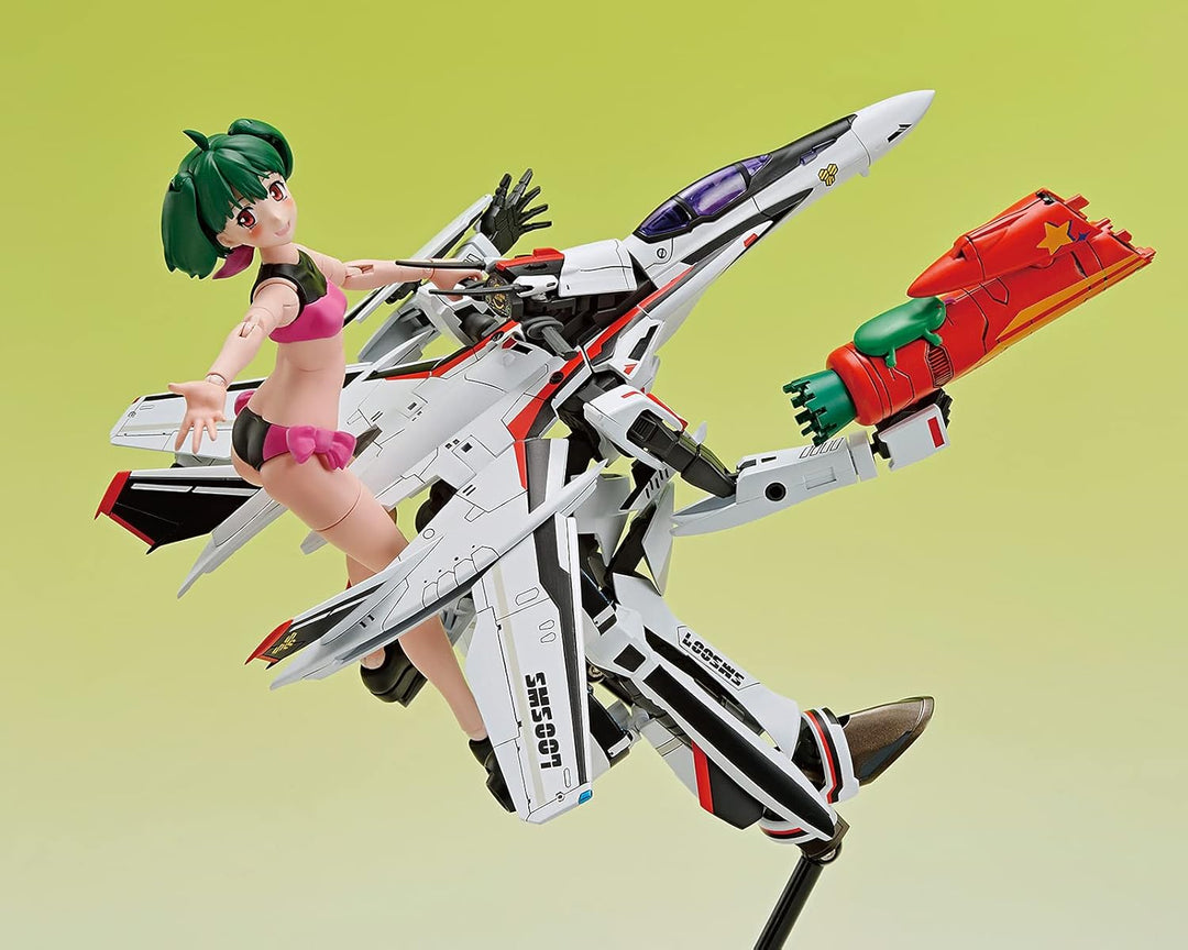 GOOD SMILE Aoshima - Macross F VF-25F Messiah Ranka Lee Plastic Model Kit - Anime Series Collectible for Ages 15+