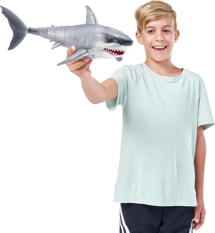 Robo Alive Great White Shark Series 1 by ZURU - Water-Activated Robotic Shark with Light-Up Eyes