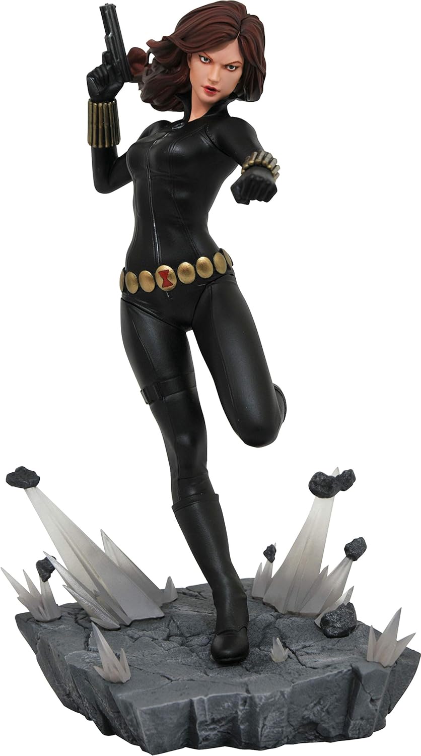 Marvel Black Widow Classic Costume Statue (MAR212009)