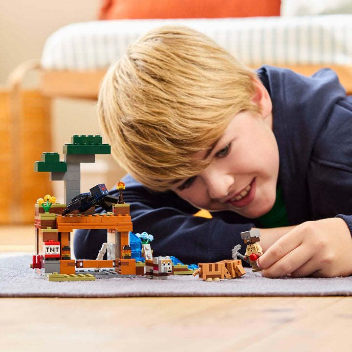 LEGO Minecraft The Armadillo Mine Expedition 21269 - Building Set for 8+ Year Olds