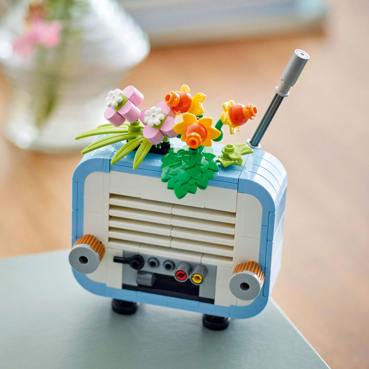 LEGO Creator 3in1 Record Player with Flowers Building Set - Rebuilds into Radio or Microphone, 366 Pieces