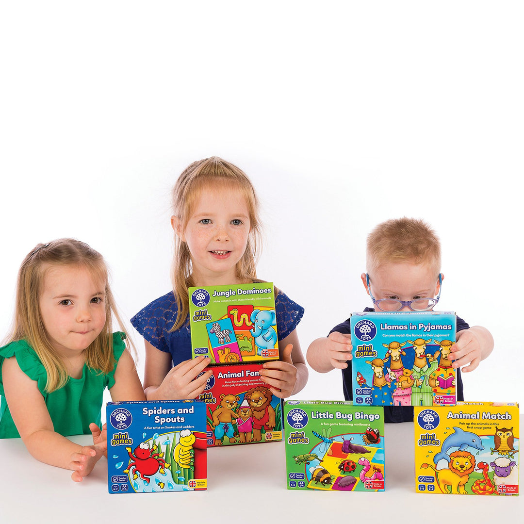 Orchard Toys Little Bug Bingo Mini Game for Kids - Travel Size Matching Game for 3+ Year Olds